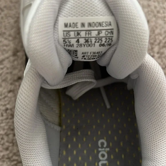 adidas Cloudfoam Comfort Sneakers - Picture 11 of 11